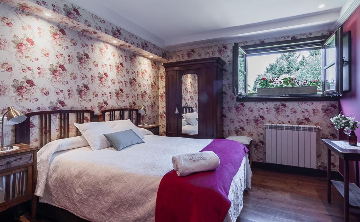Casa Rural Jesuskoa Zumaia Bagian luar foto
